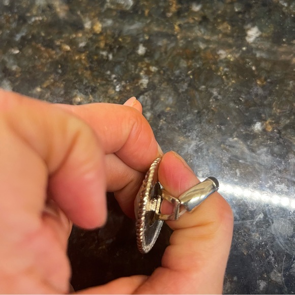 Ring: NWOT stretchy - Picture 4 of 11